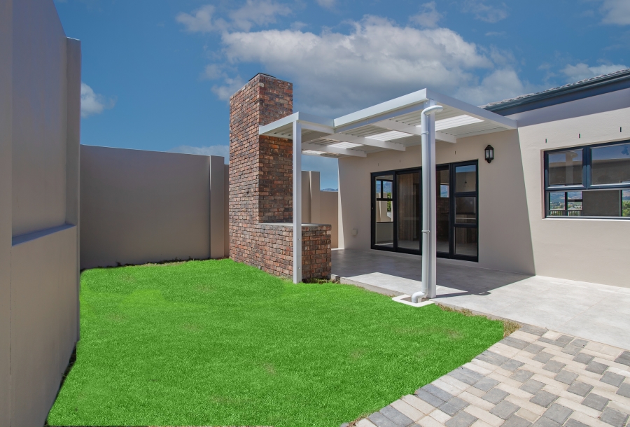 4 Bedroom Property for Sale in Honeydew Country Estate Western Cape